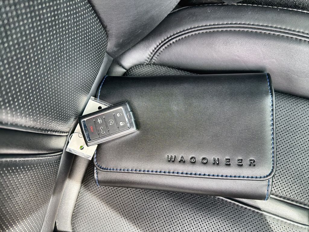 Used 2024 Jeep Wagoneer SUV
