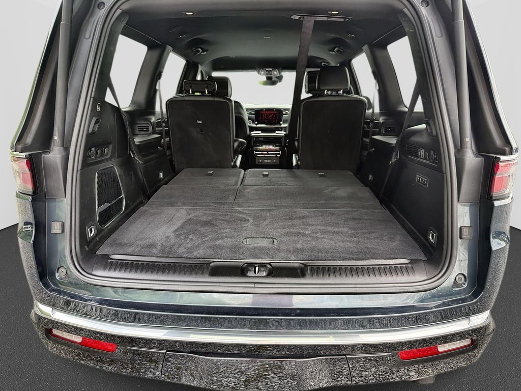Used 2024 Jeep Wagoneer SUV