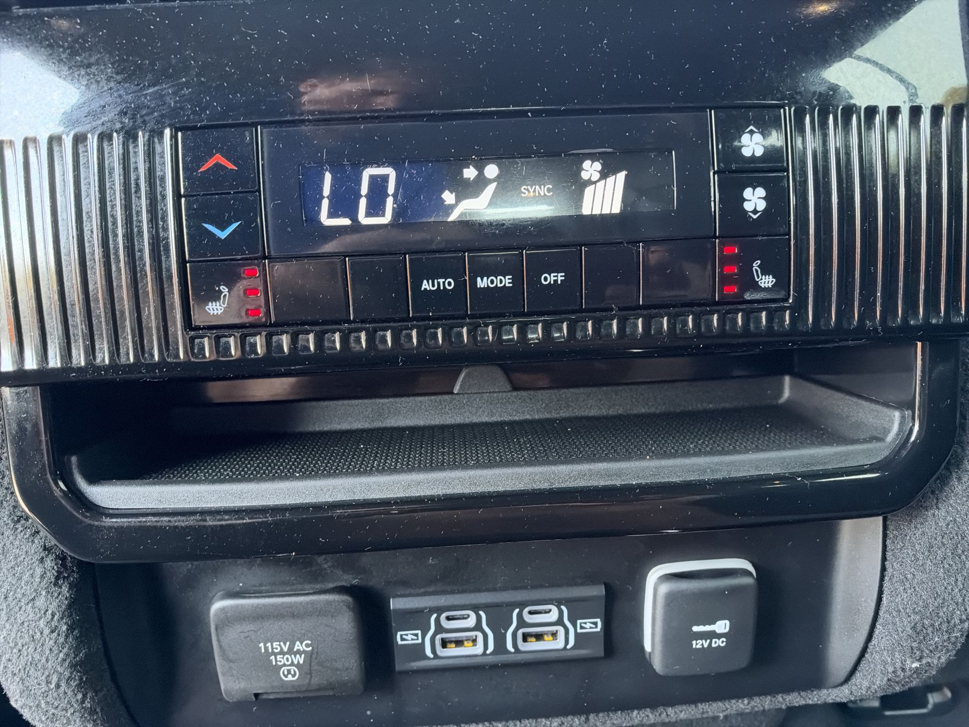 Used 2024 Jeep Wagoneer SUV
