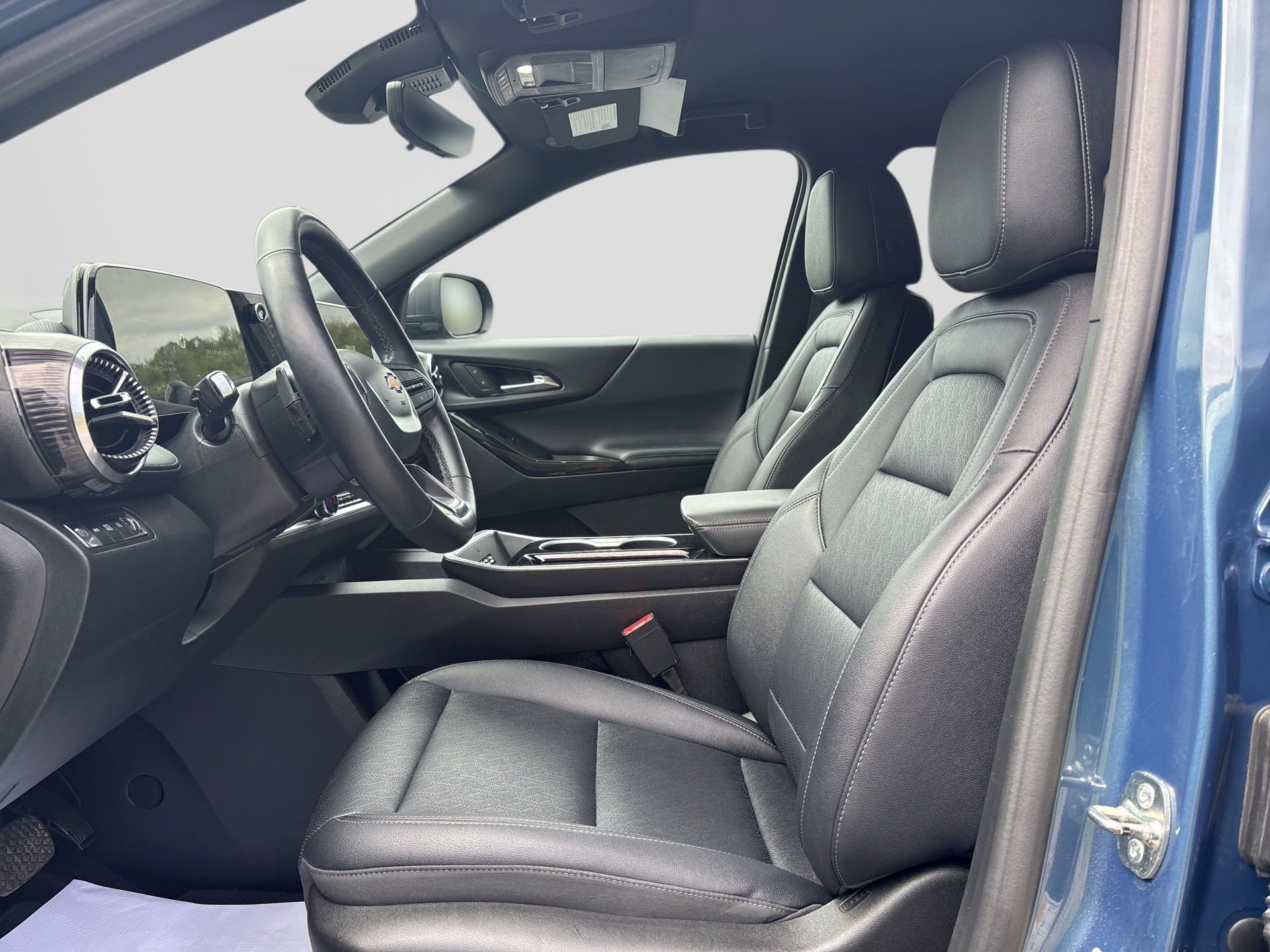 Used 2025 Chevrolet Equinox SUV