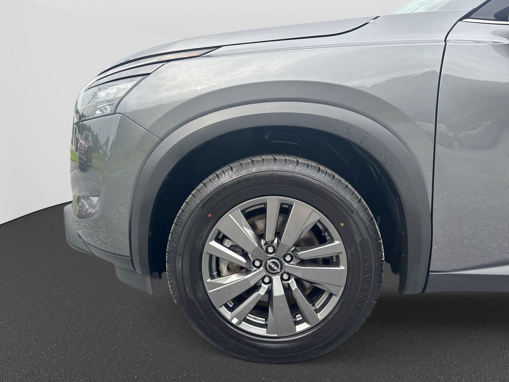 Used 2025 Nissan Pathfinder SUV