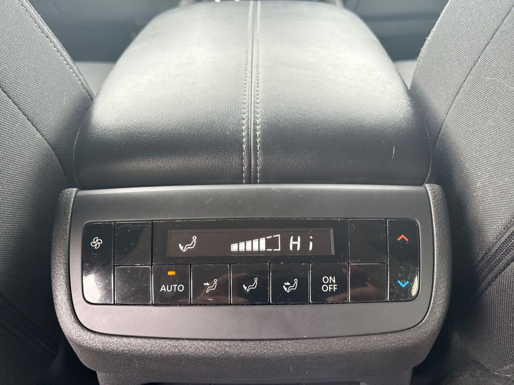 Used 2025 Nissan Pathfinder SUV
