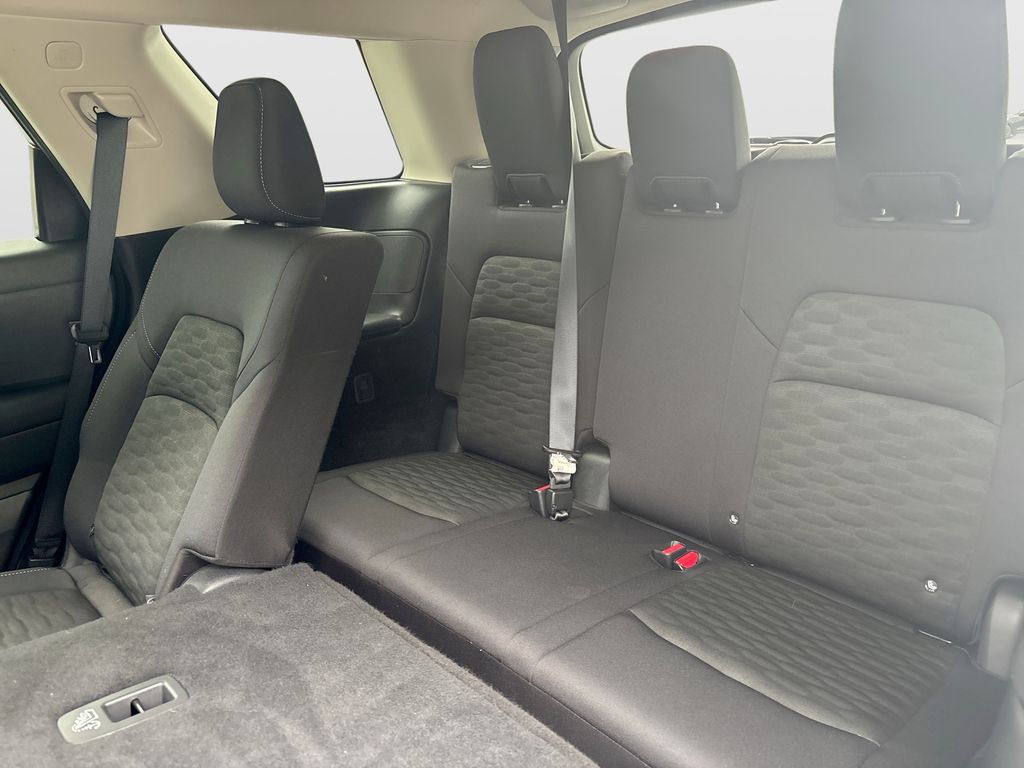Used 2025 Nissan Pathfinder SUV