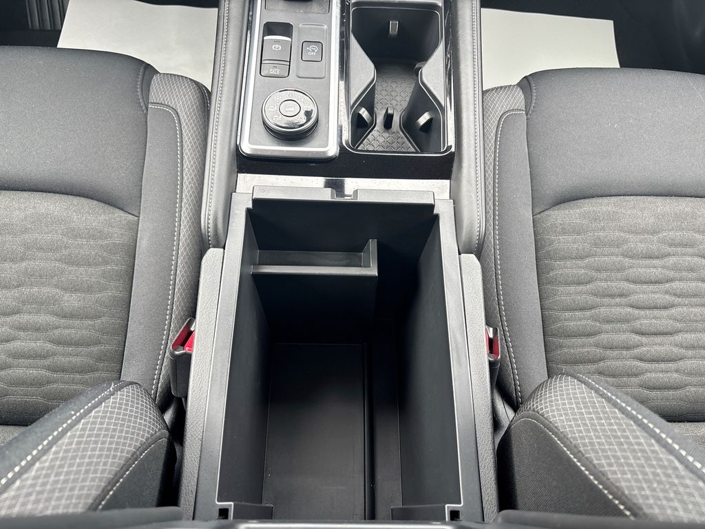 Used 2025 Nissan Pathfinder SUV