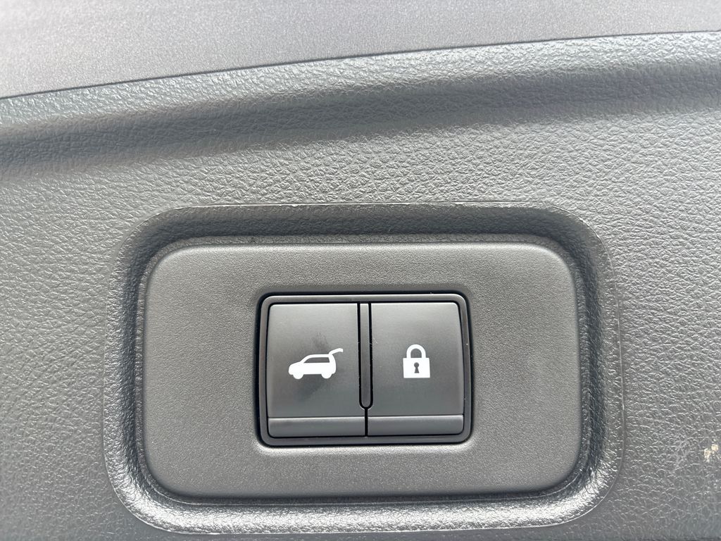 Used 2025 Nissan Pathfinder SUV