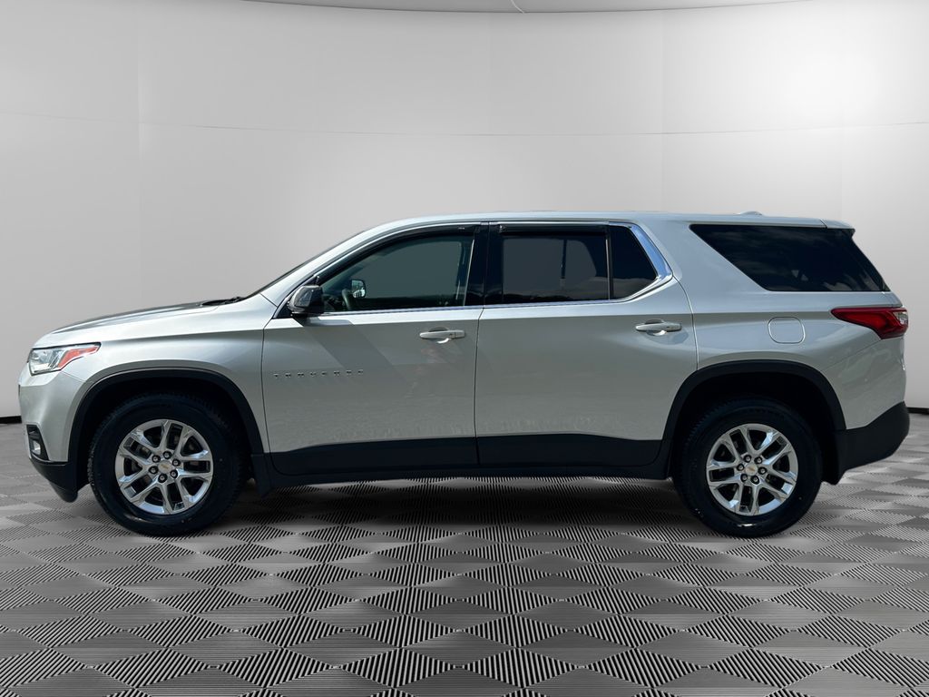 2018 Chevrolet Traverse LS photo 4