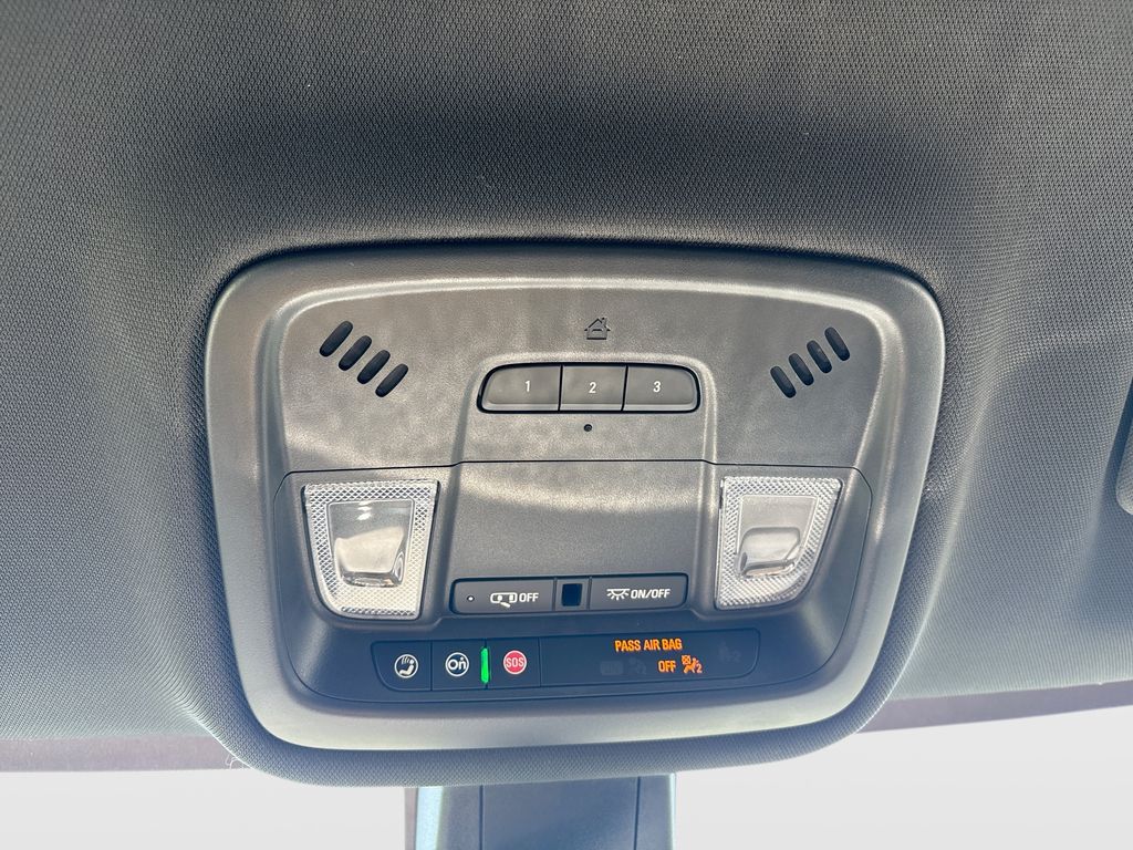 Used 2023 Chevrolet Traverse SUV