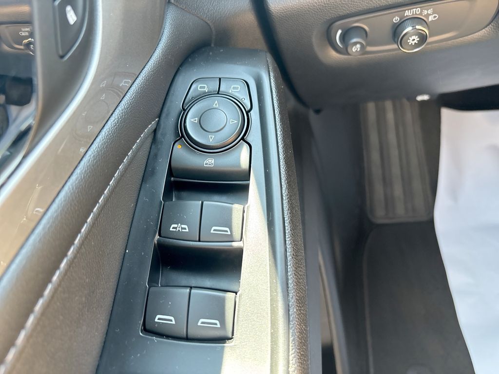Used 2023 Chevrolet Traverse SUV