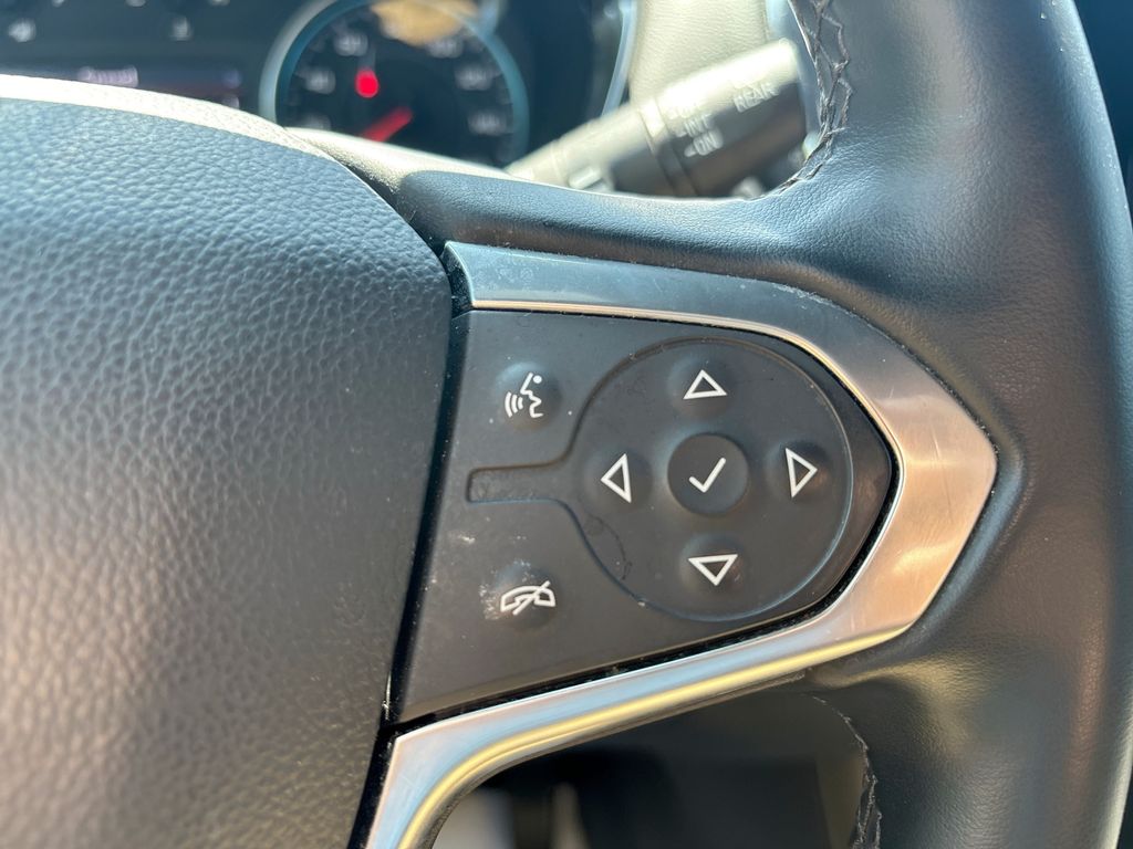 Used 2023 Chevrolet Traverse SUV