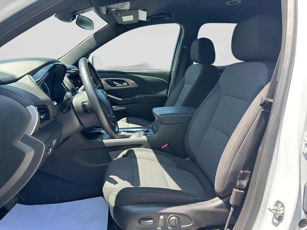Used 2023 Chevrolet Traverse SUV
