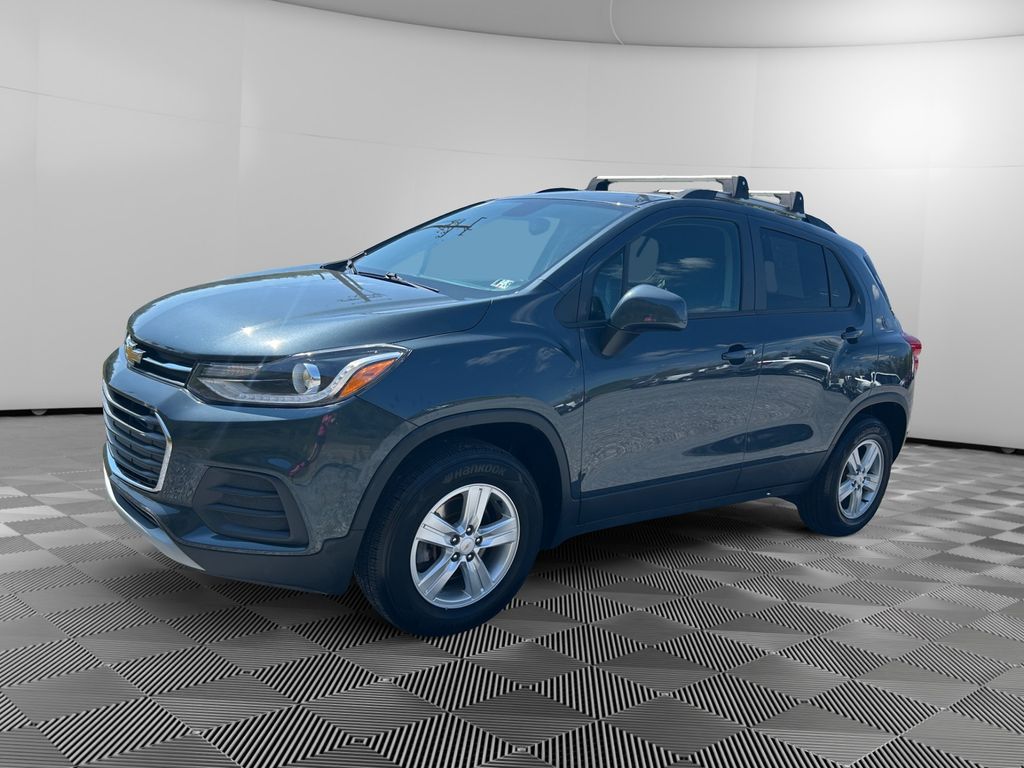 2021 Chevrolet Trax LT photo 3