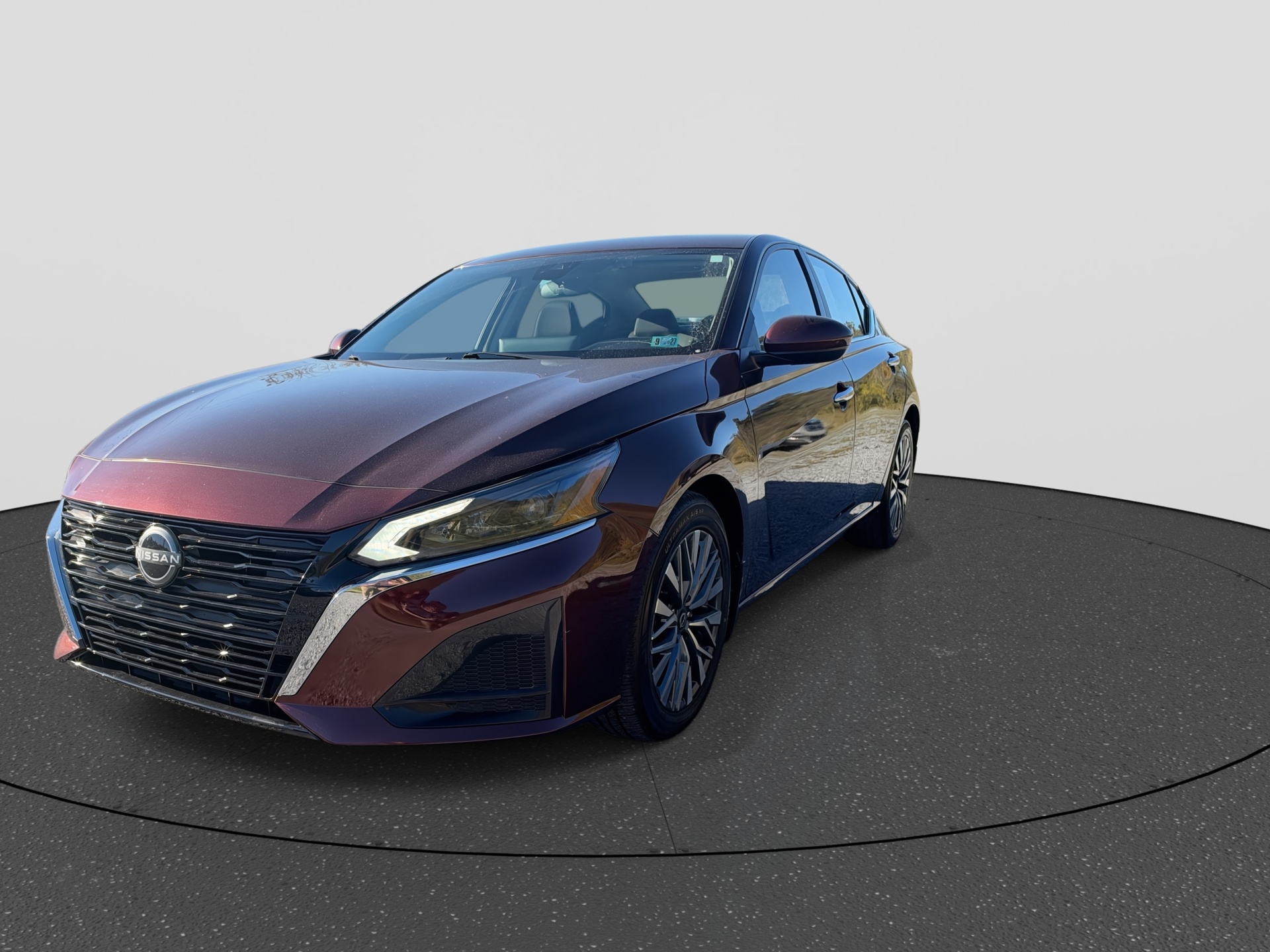 Used 2024 Nissan Altima Sedan