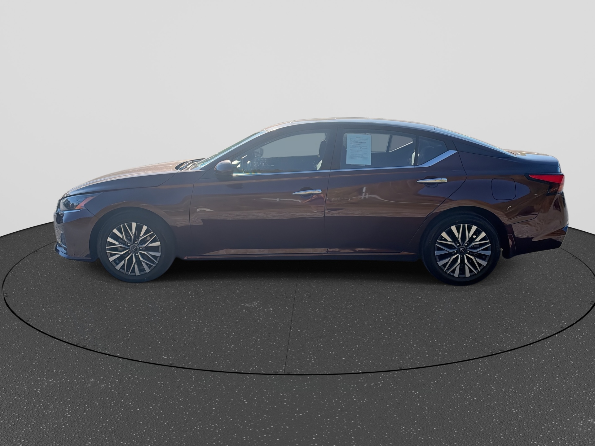 Used 2024 Nissan Altima Sedan