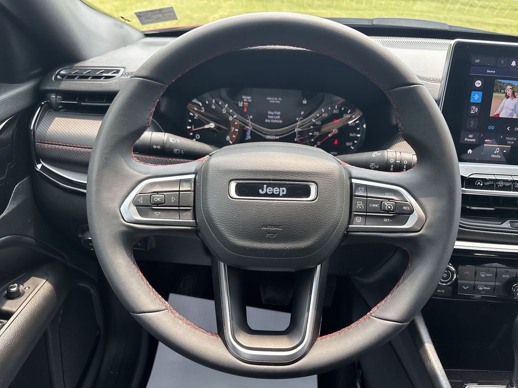 Used 2025 Jeep Compass SUV