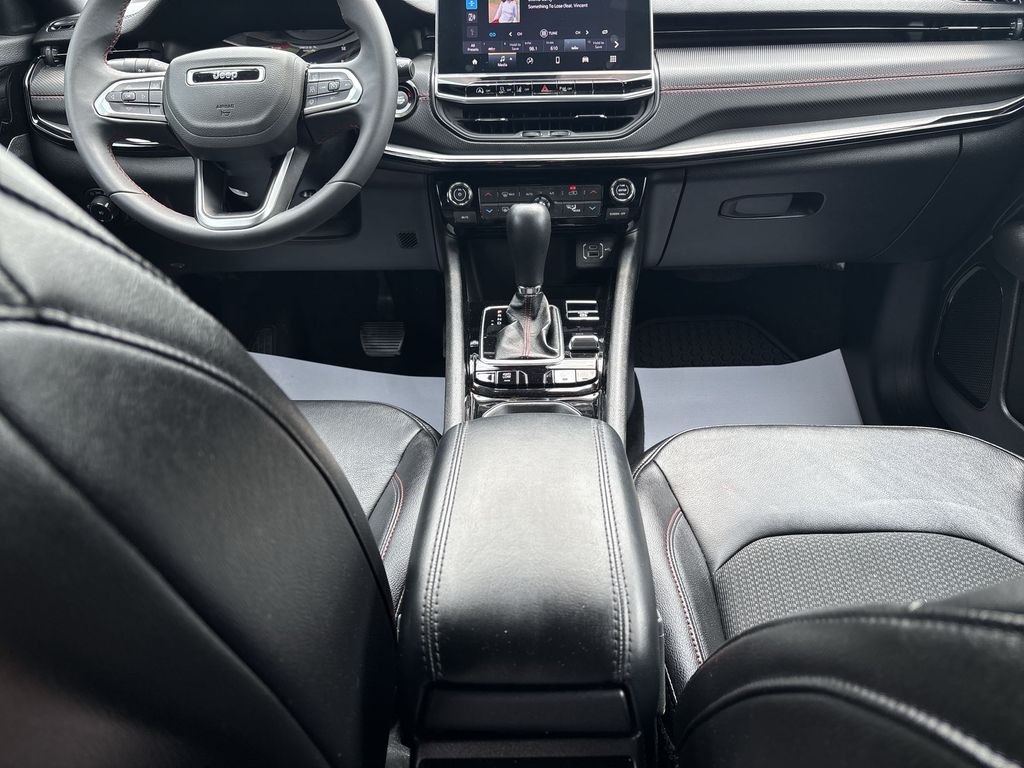 Used 2025 Jeep Compass SUV