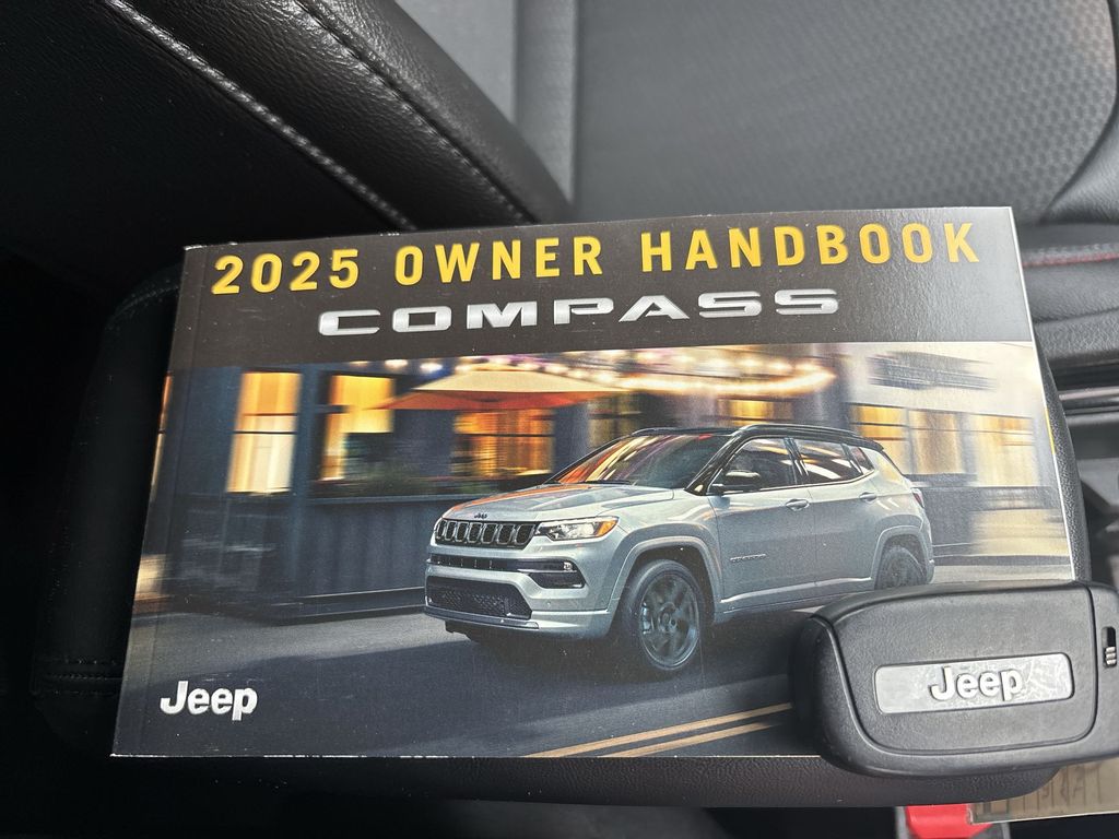 Used 2025 Jeep Compass SUV