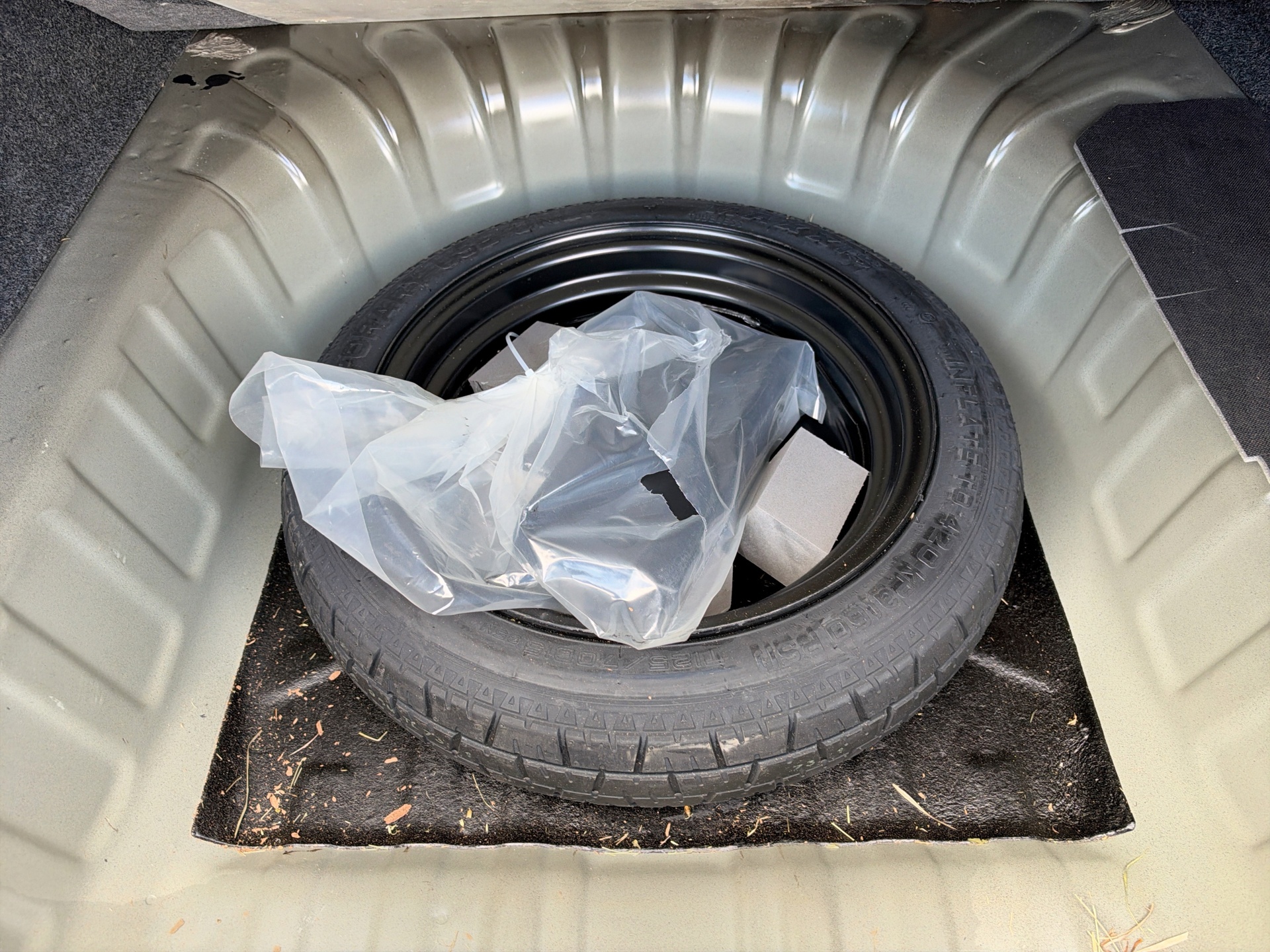 Used 2025 Nissan Versa Sedan