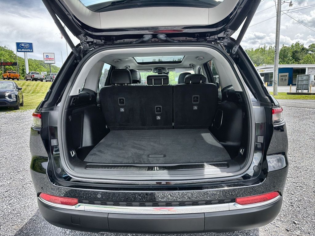 Used 2023 Jeep Grand Cherokee 4xe SUV