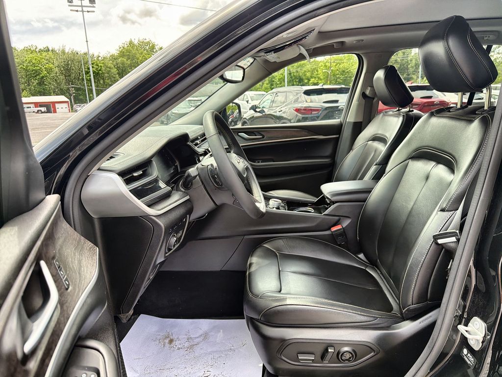 Used 2023 Jeep Grand Cherokee 4xe SUV