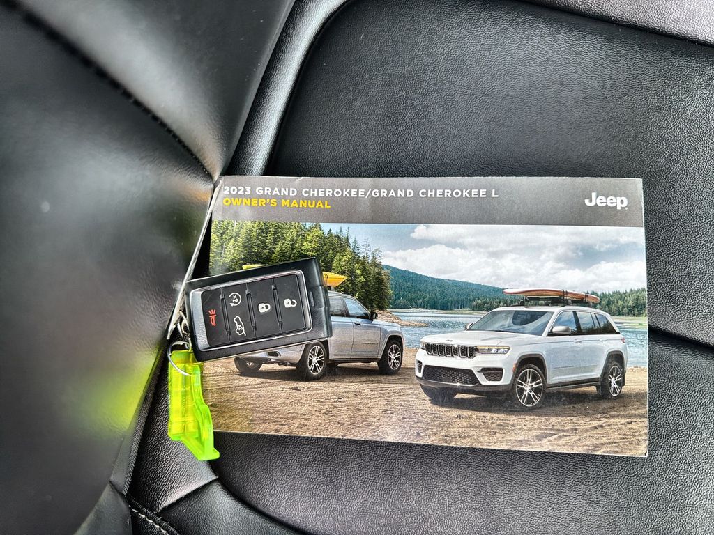 Used 2023 Jeep Grand Cherokee 4xe SUV