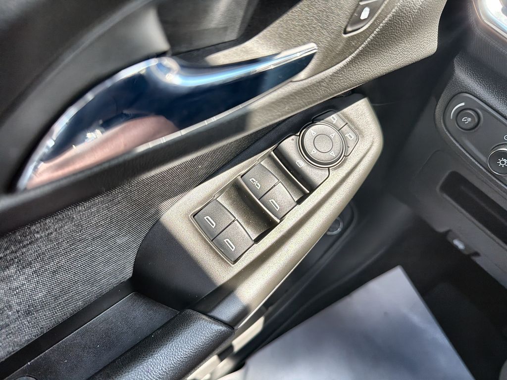 Used 2023 Chevrolet TrailBlazer SUV