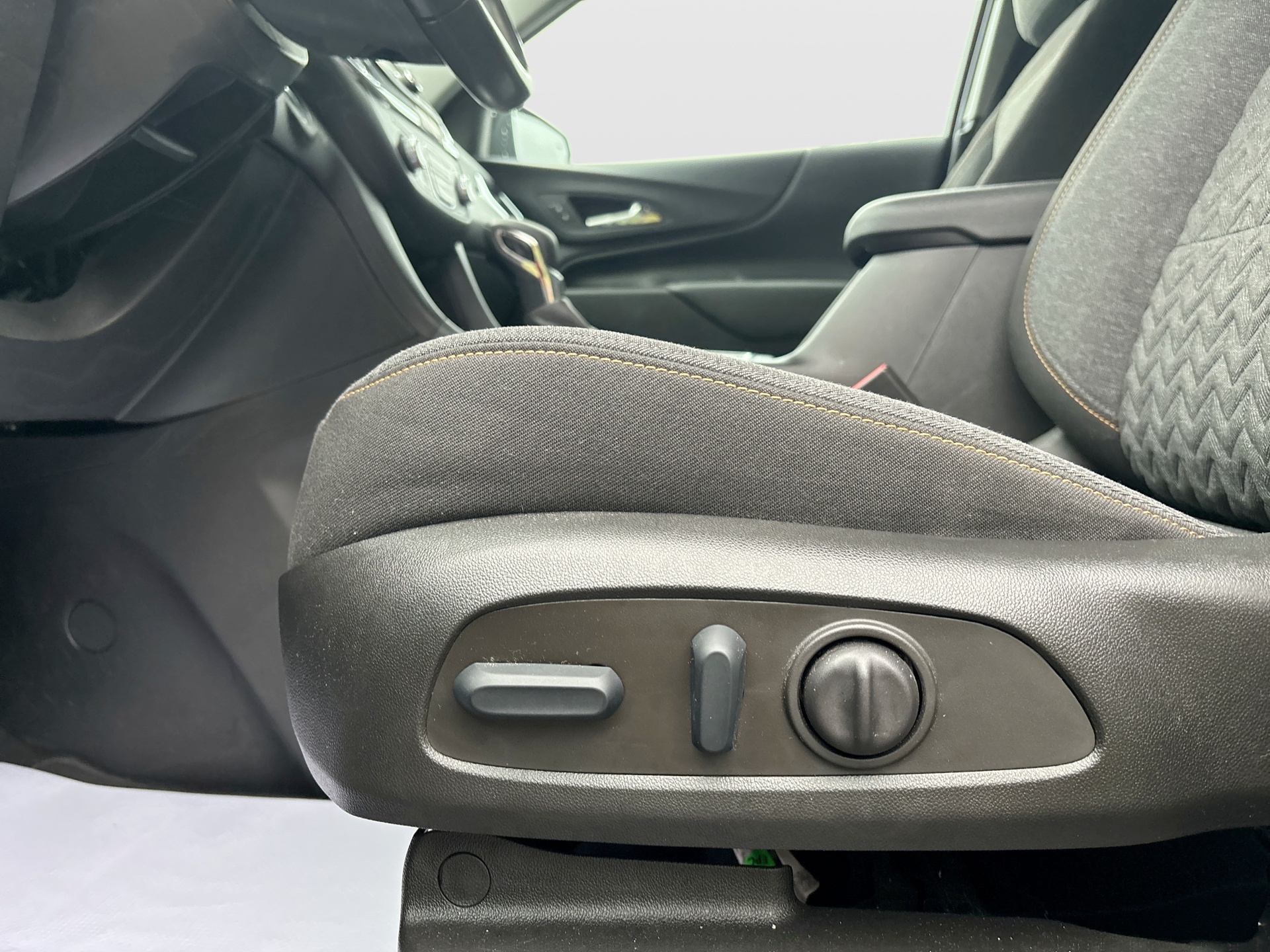 Used 2022 Chevrolet Equinox SUV