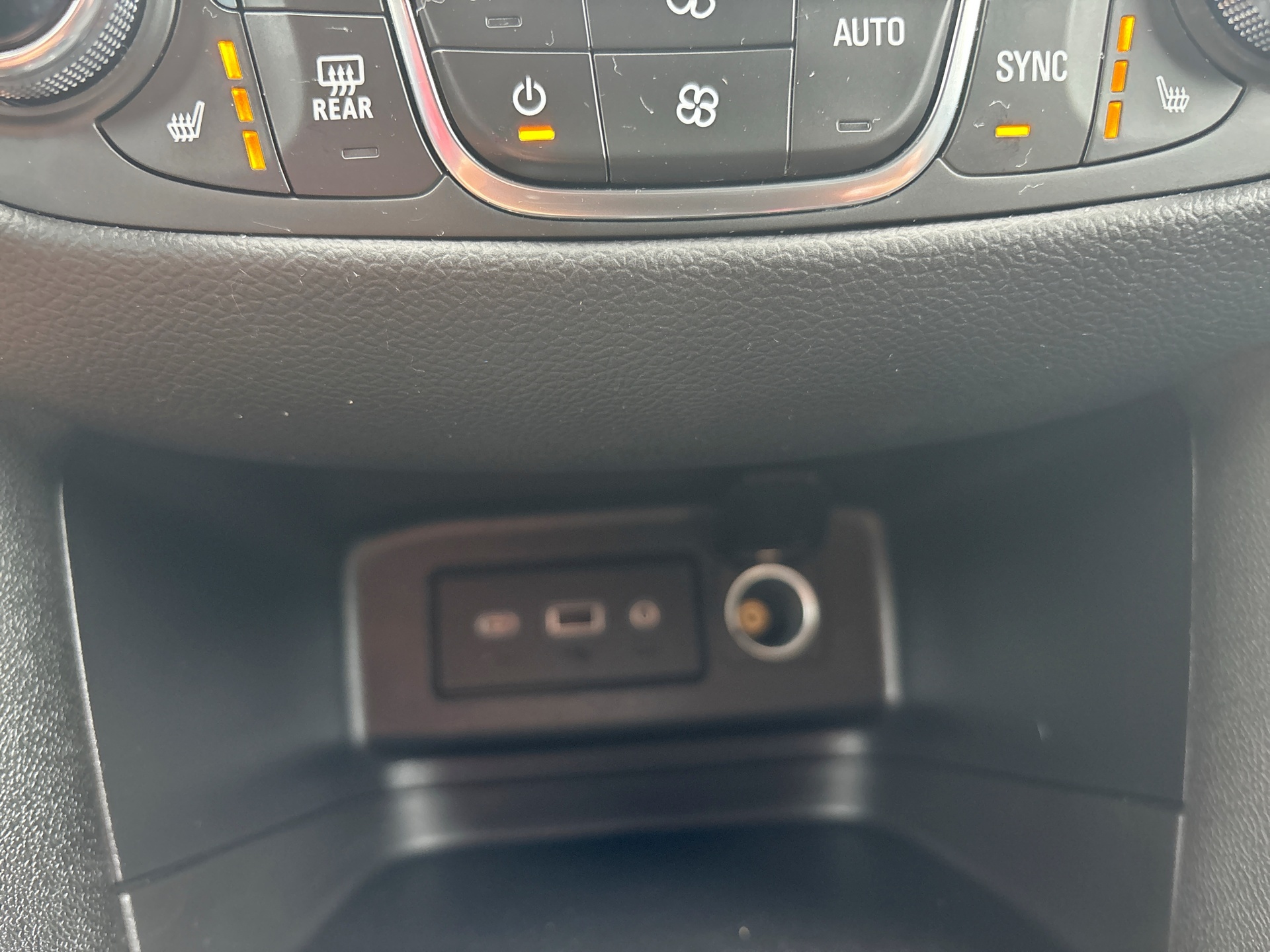Used 2022 Chevrolet Equinox SUV