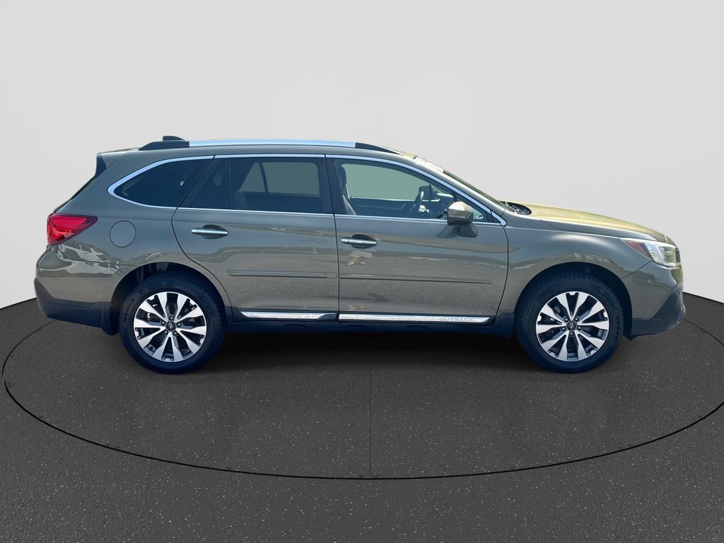Used 2018 Subaru Outback SUV