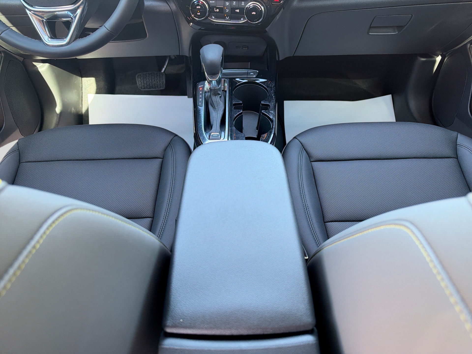 Used 2025 Chevrolet Trax SUV