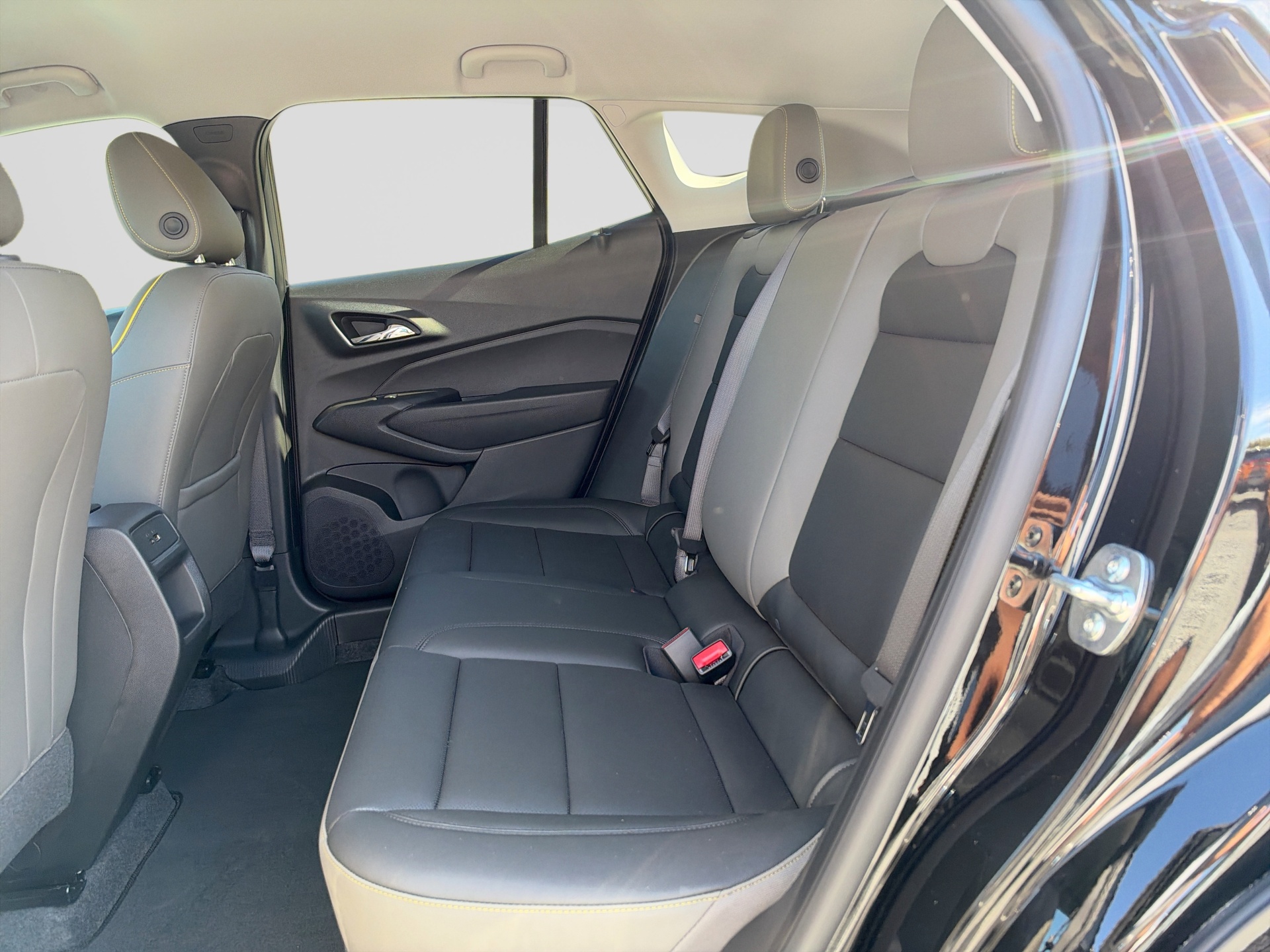 Used 2025 Chevrolet Trax SUV