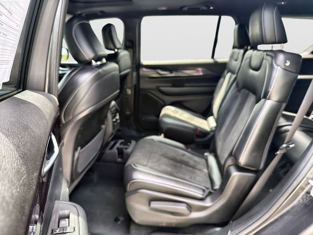 Used 2023 Jeep Grand Cherokee L SUV