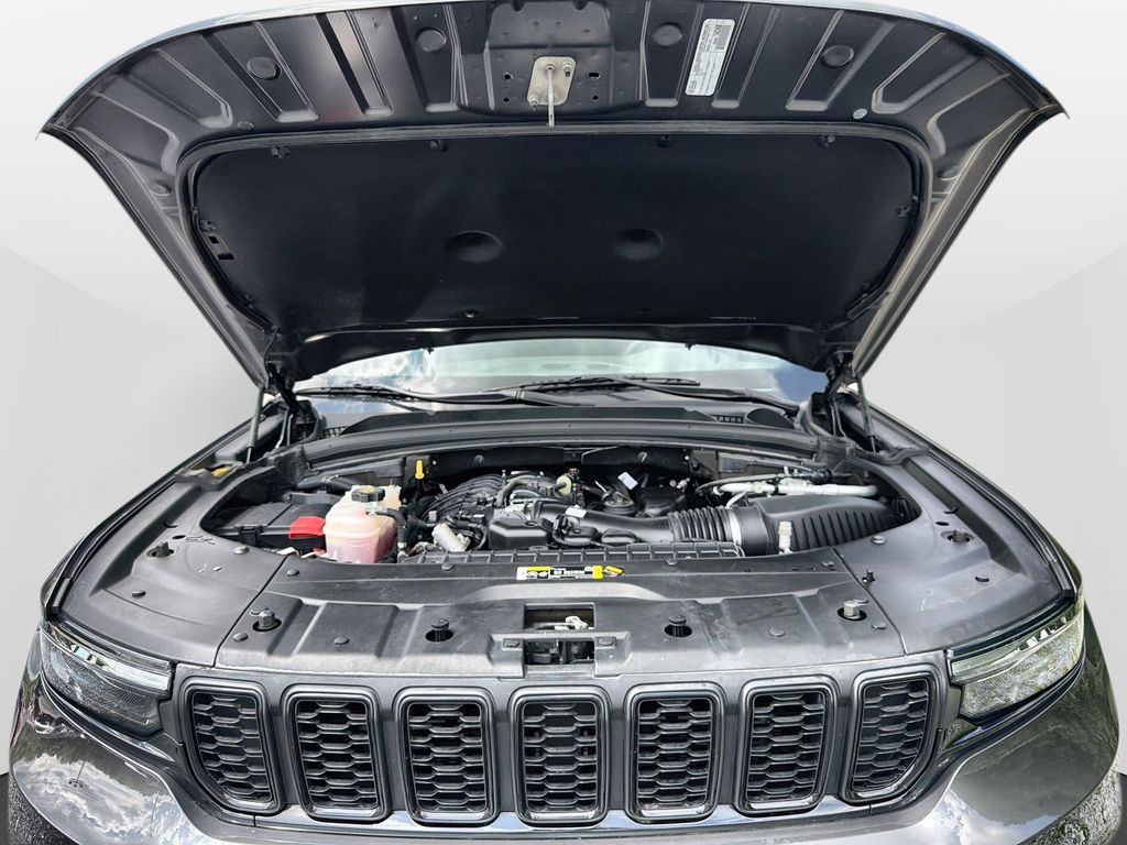 Used 2023 Jeep Grand Cherokee L SUV