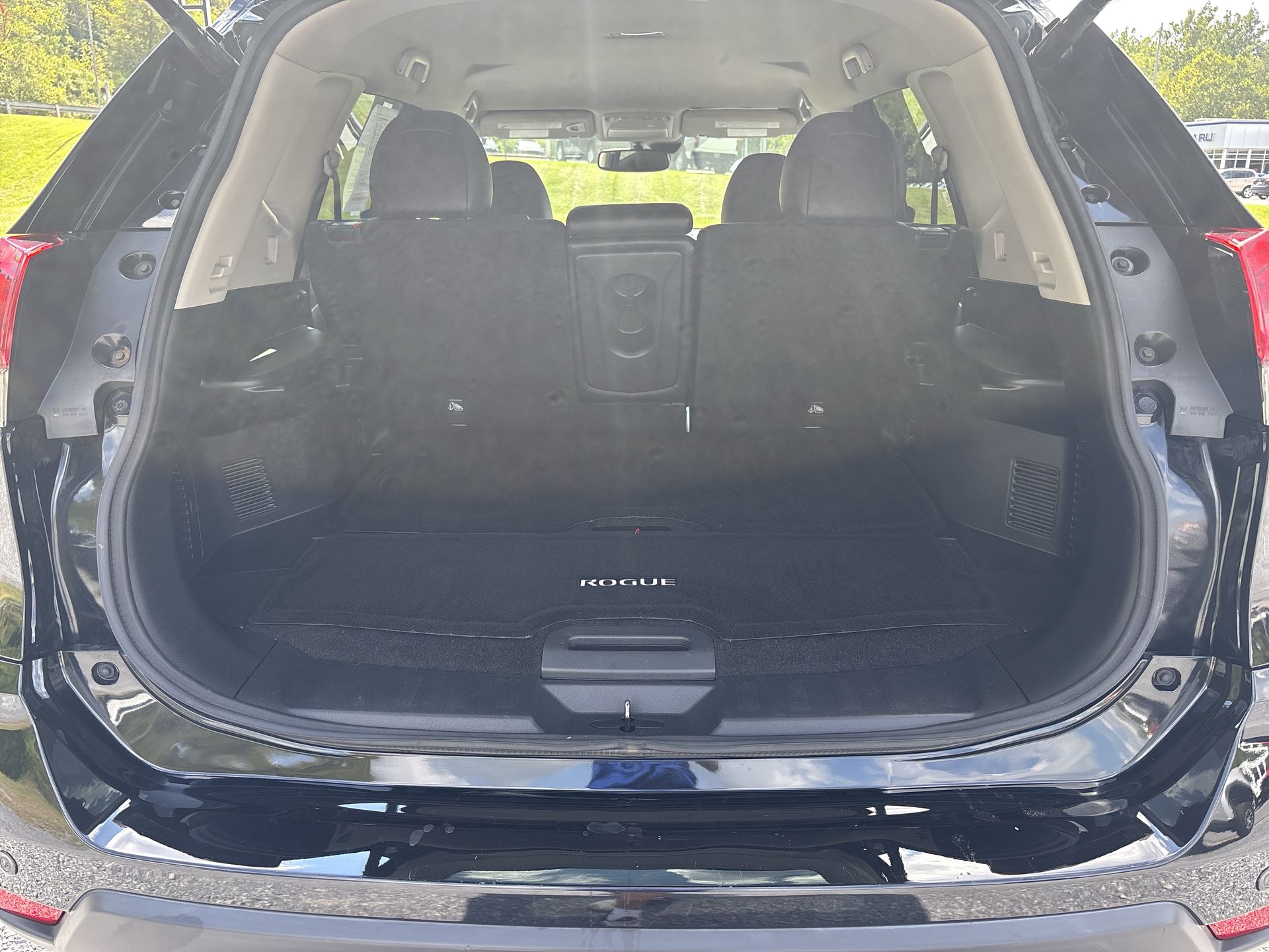 Used 2020 Nissan Rogue SUV