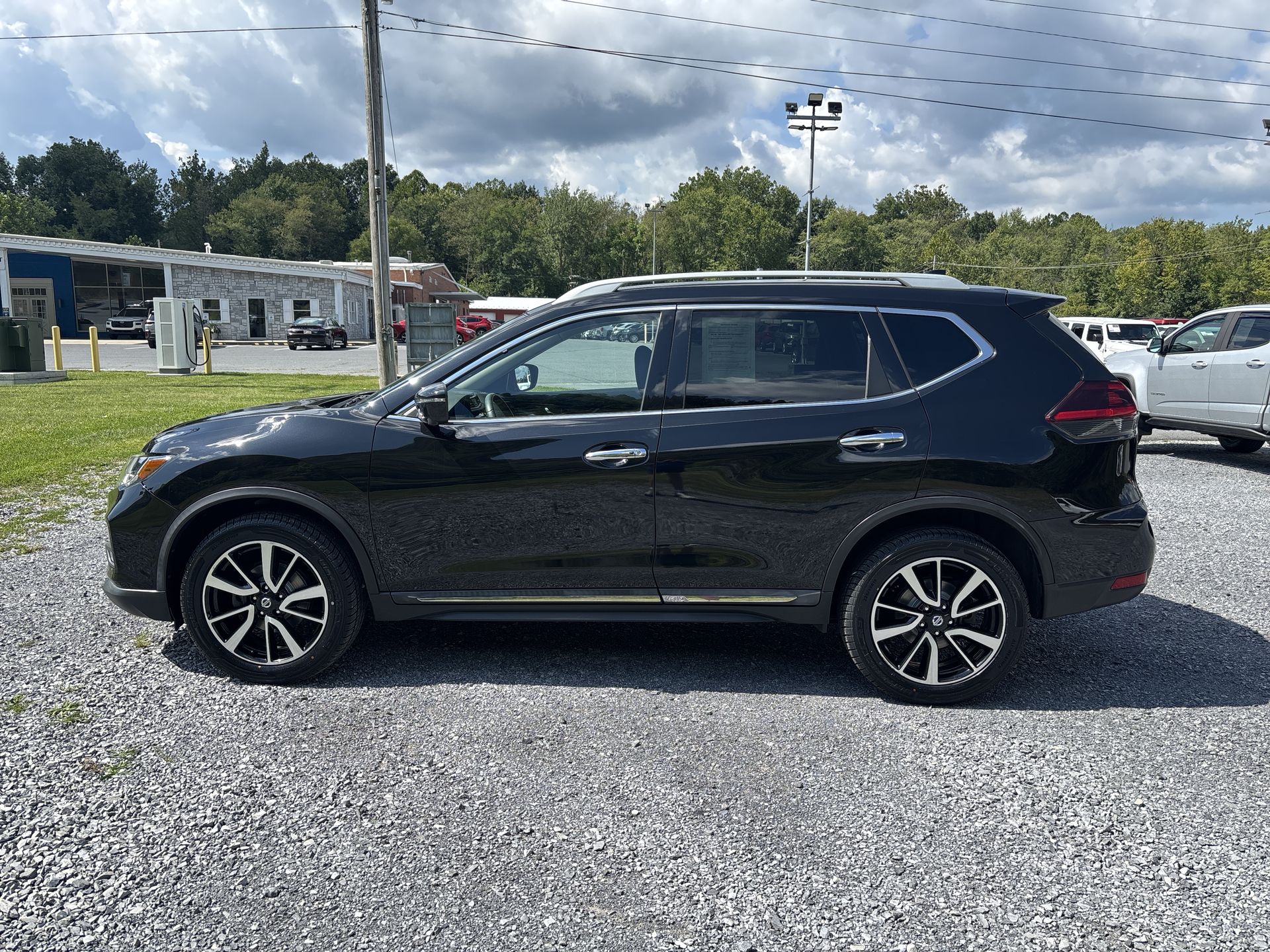 Used 2020 Nissan Rogue SUV