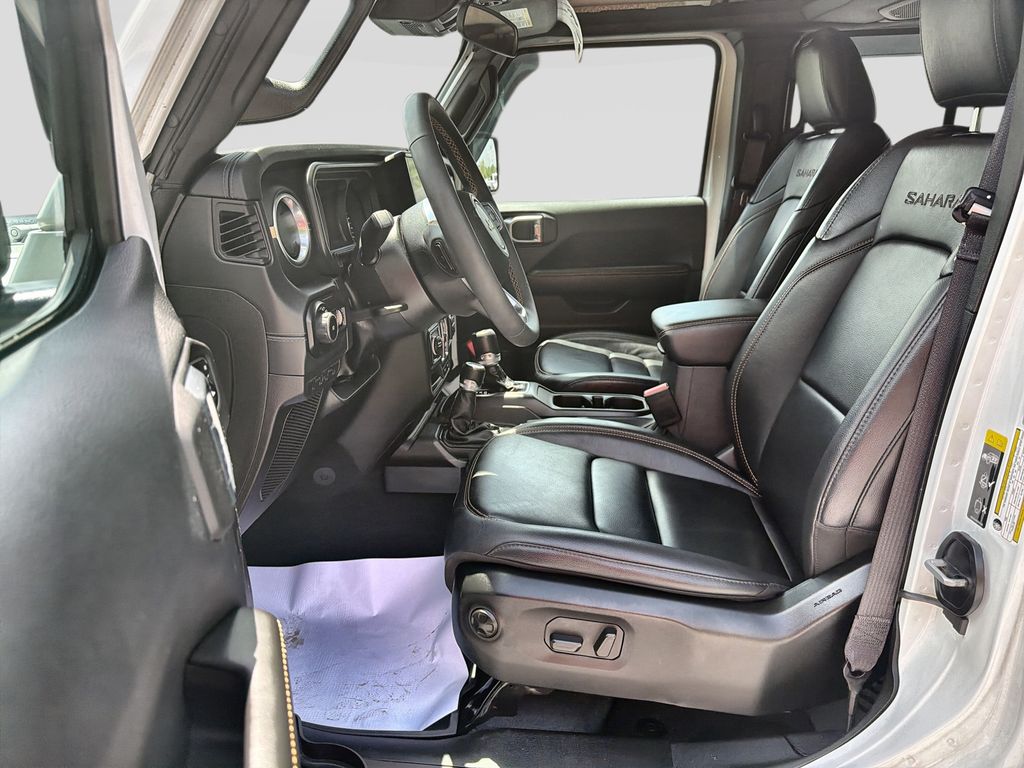 Used 2024 Jeep Wrangler SUV