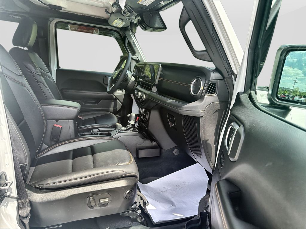 Used 2024 Jeep Wrangler SUV