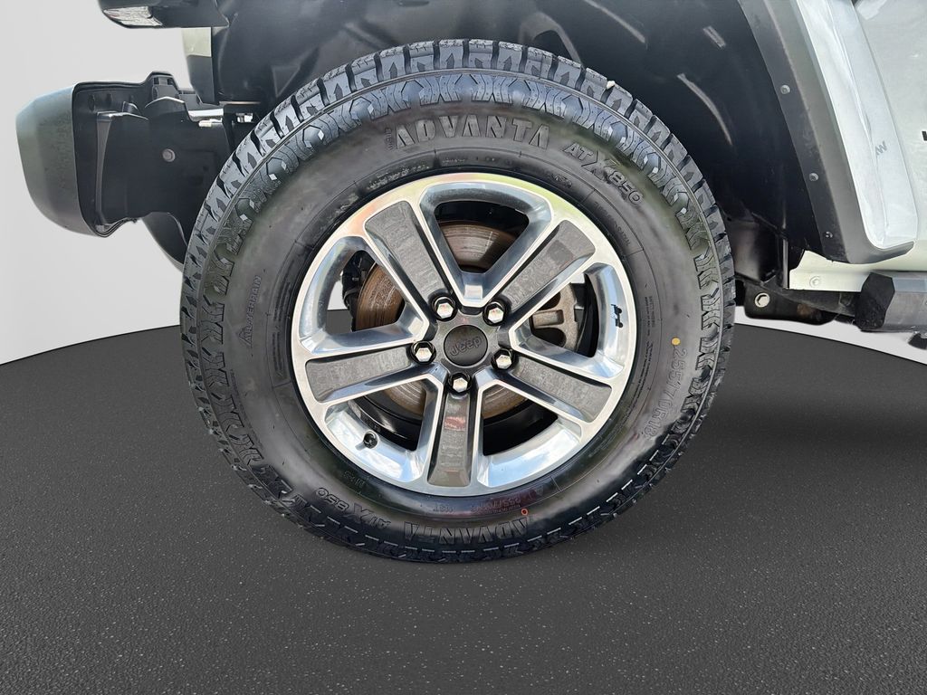Used 2024 Jeep Wrangler SUV