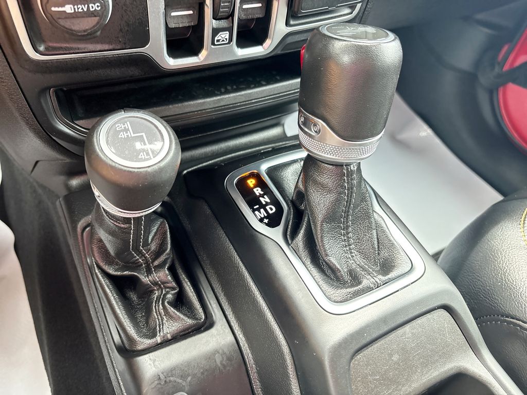 Used 2024 Jeep Wrangler SUV