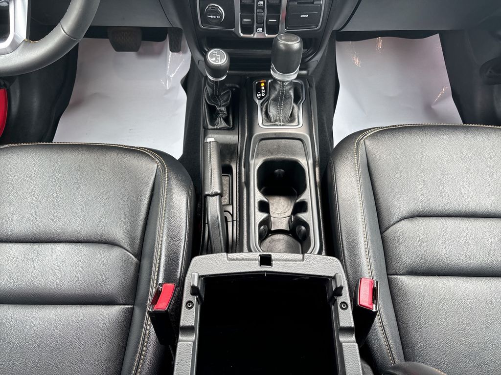 Used 2024 Jeep Wrangler SUV