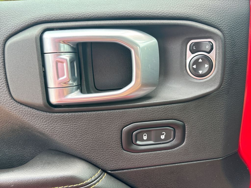Used 2024 Jeep Wrangler SUV