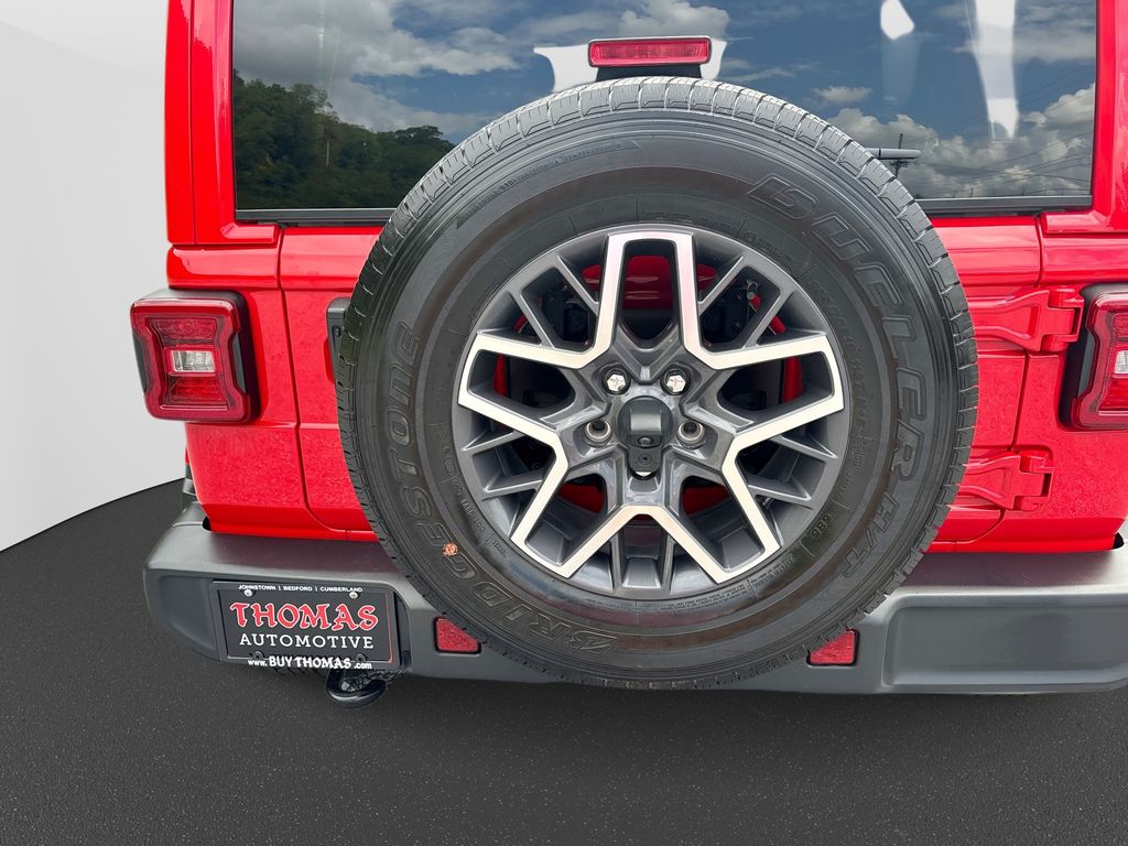 Used 2024 Jeep Wrangler SUV
