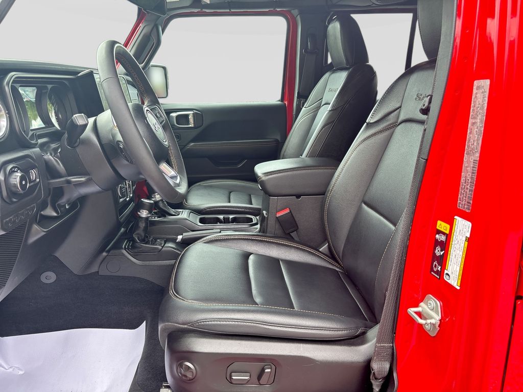 Used 2024 Jeep Wrangler SUV