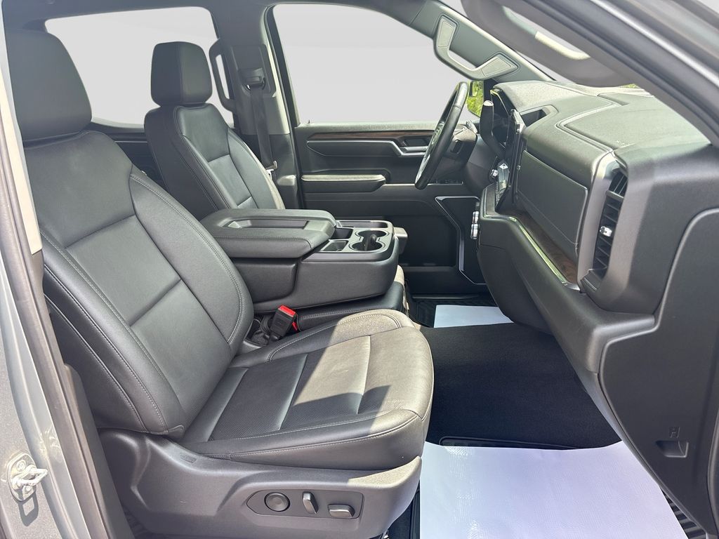 Used 2025 GMC Sierra 1500 Truck