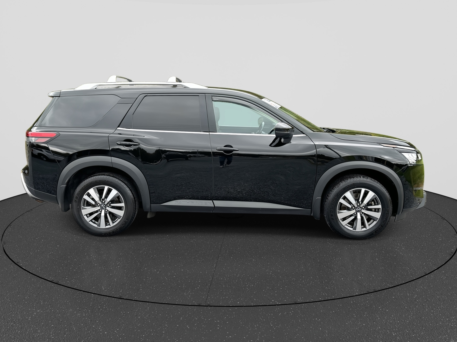 Used 2024 Nissan Pathfinder SUV