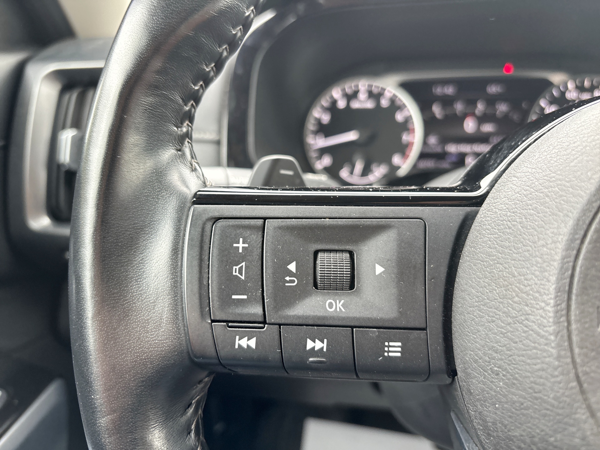 Used 2024 Nissan Pathfinder SUV
