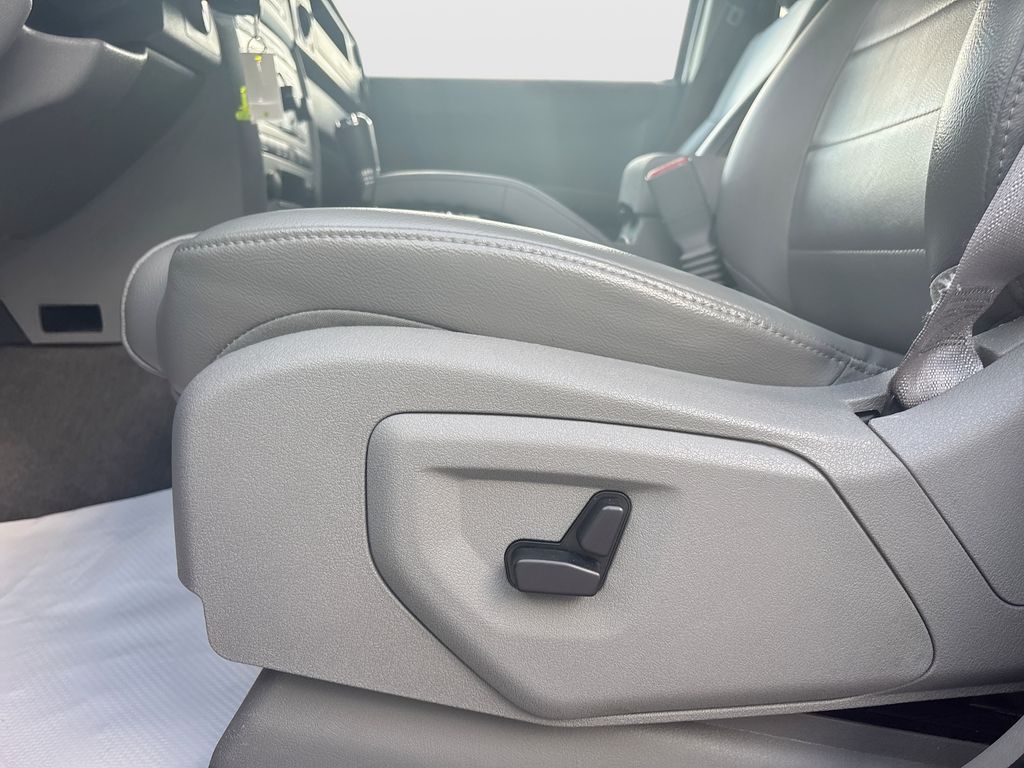 Used 2006 Jeep Commander SUV
