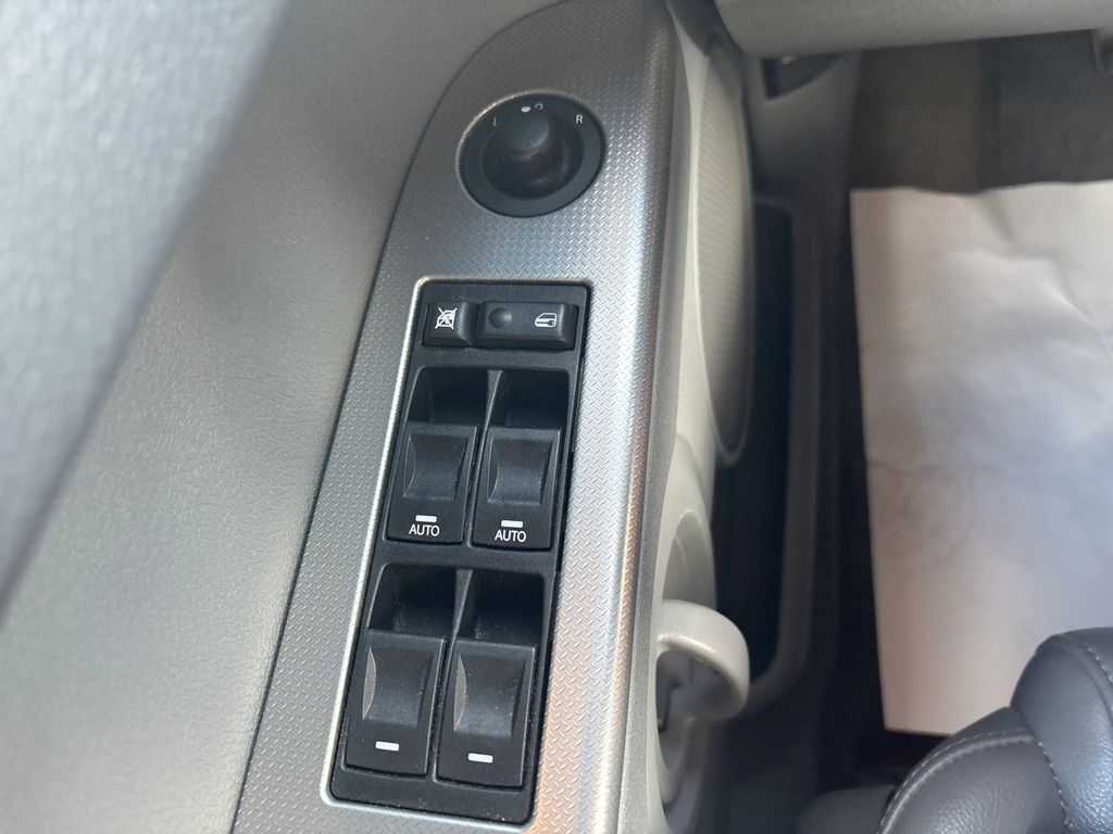 Used 2006 Jeep Commander SUV