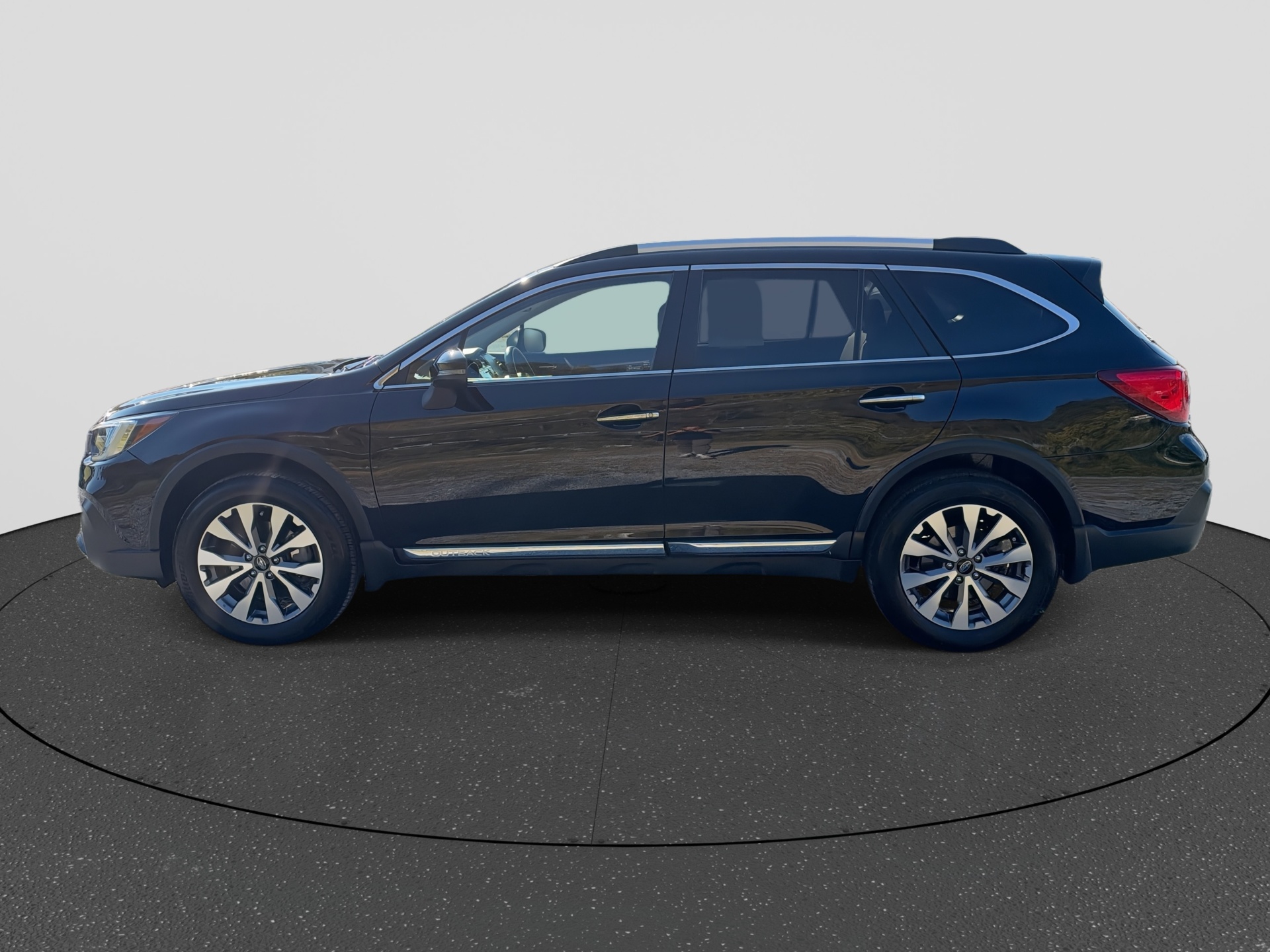 Used 2018 Subaru Outback SUV