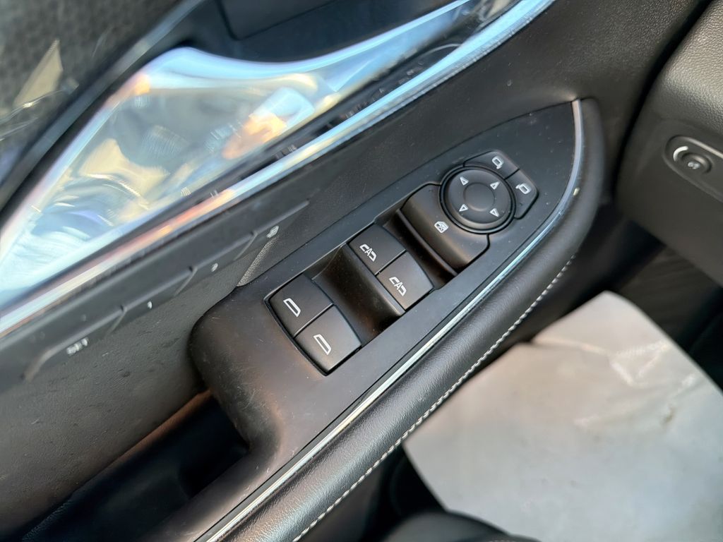Used 2022 Buick Envision SUV