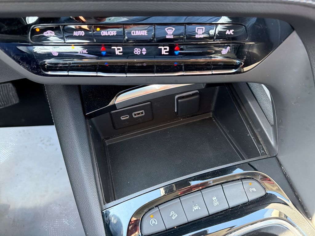 Used 2022 Buick Envision SUV